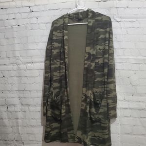 Sanctuary Camo Print Long Sleeve Cardigan Small